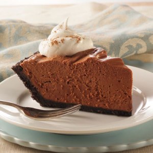 No-Bake Chocolate Cheesecake Pie